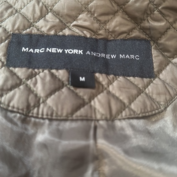 Marc New York Andrew Mark jacket in new condition,  beautiful color. - Picture 6 of 7